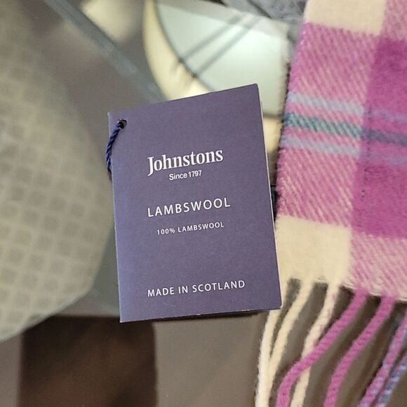 JOHNSTON LAMBSWOOL SCOTLAND FRINGED TARTAN SCARF - Picture 3 of 6